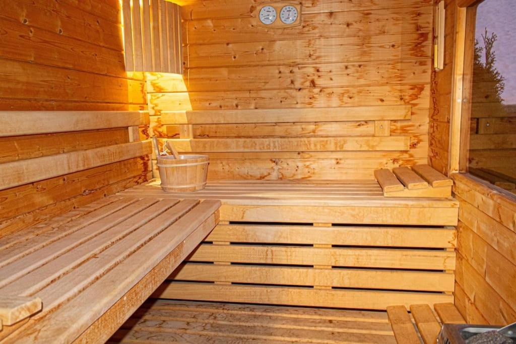 Rez De Chalet, Sauna Exterieur, Wifi, 4-6 Pers, 50M2 Isola 2000 Buitenkant foto